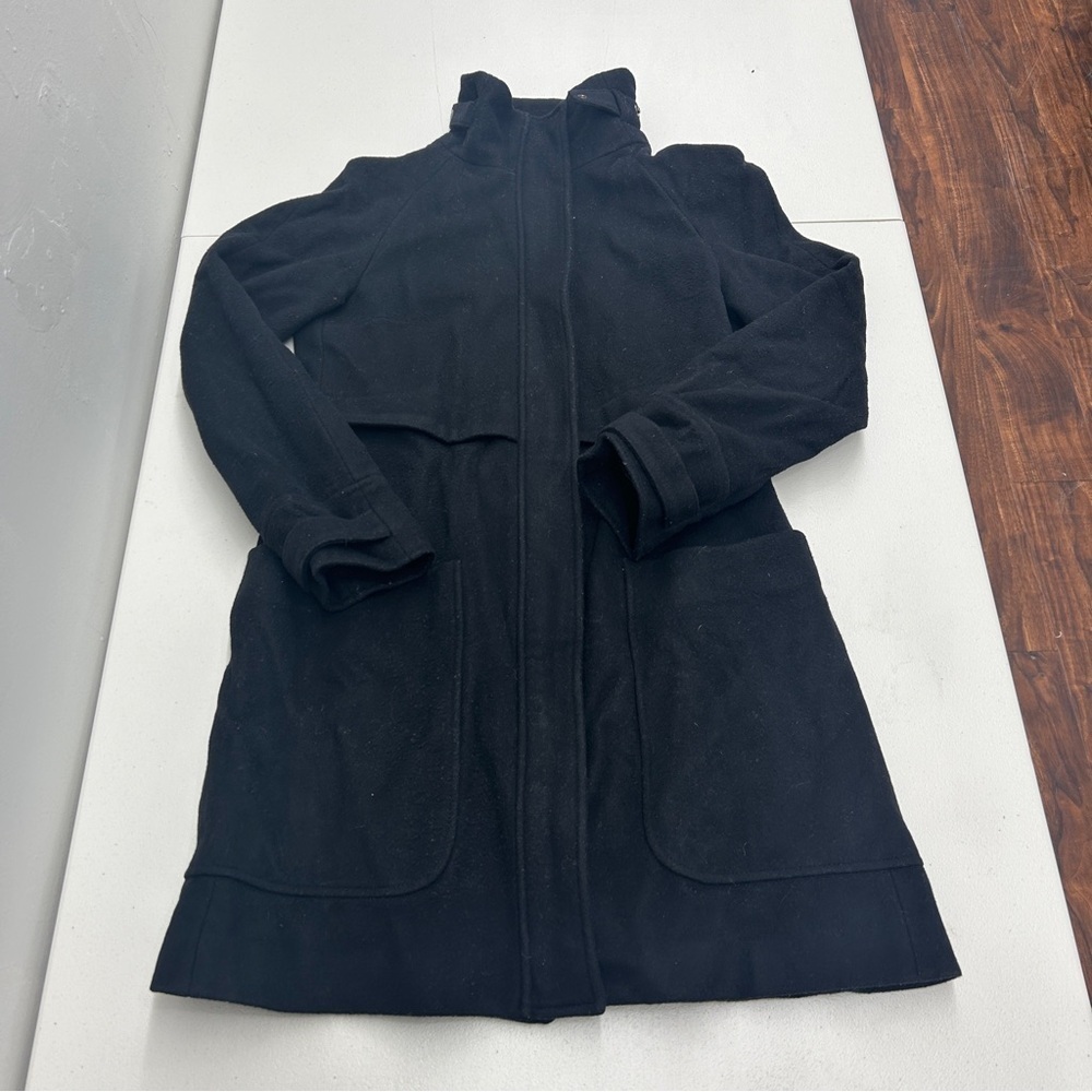 Sisley Elegant Italian Black Coat size 42